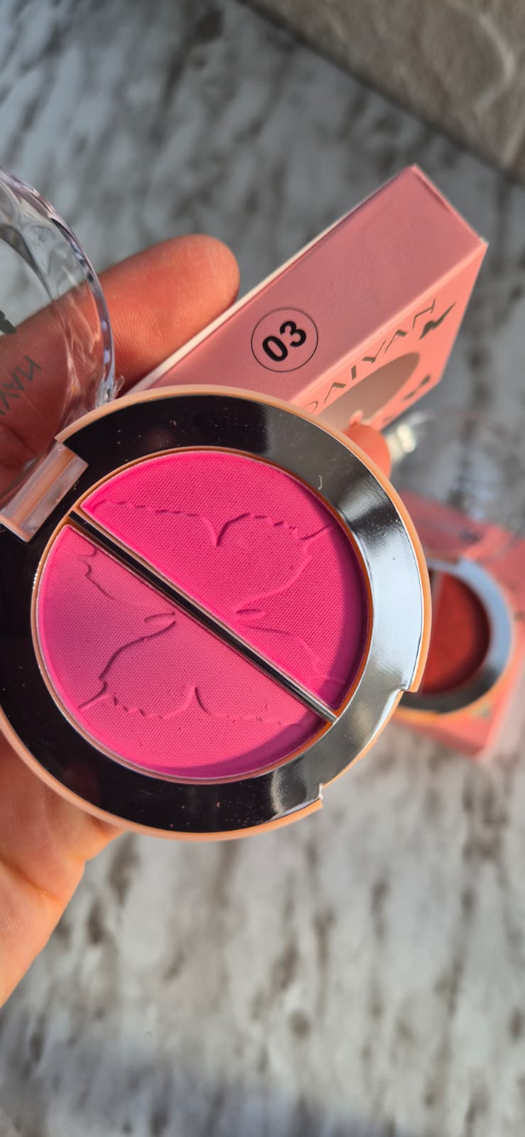Blush + iluminador compacto