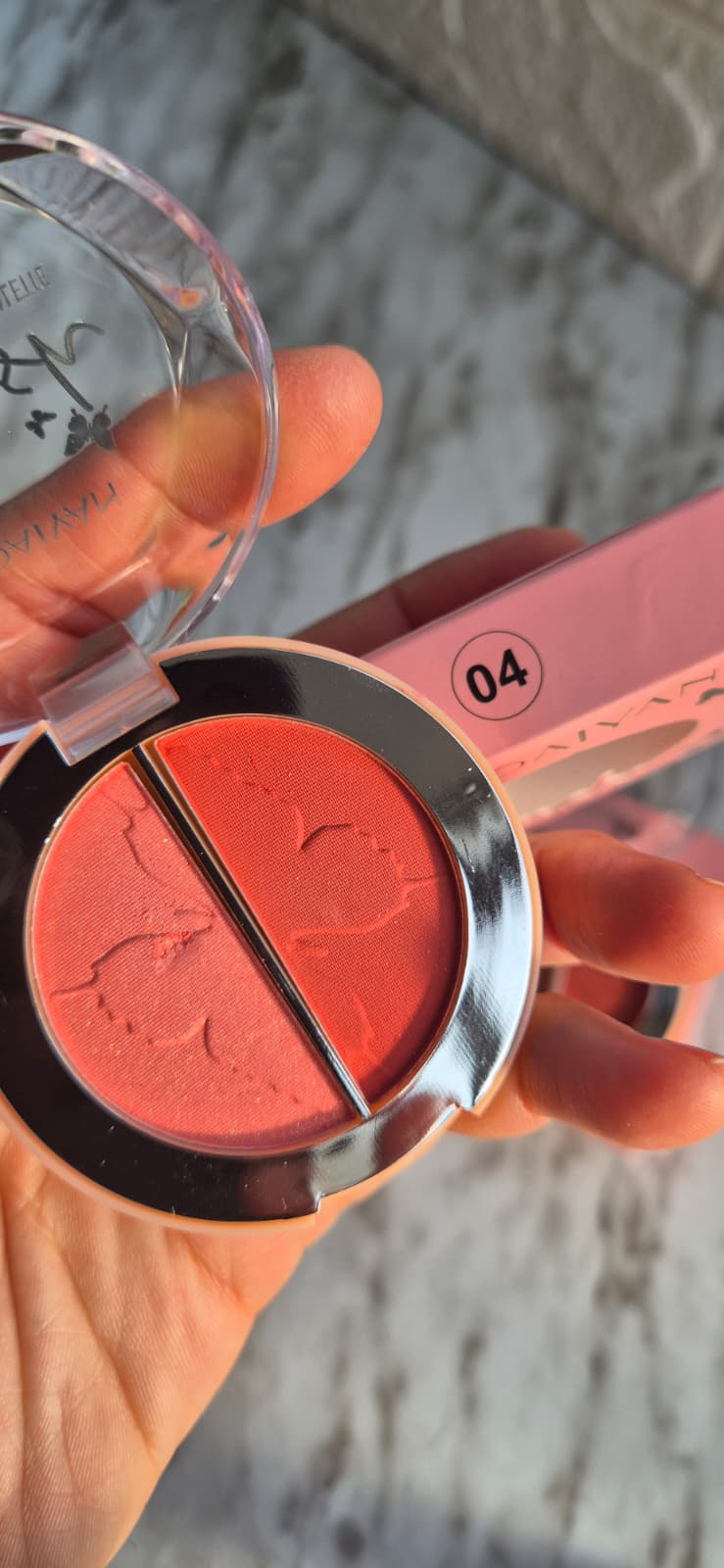 Blush + iluminador compacto